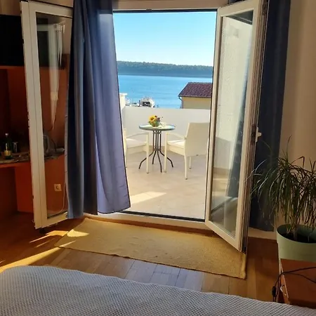 Leut 3* Barbat na Rabu